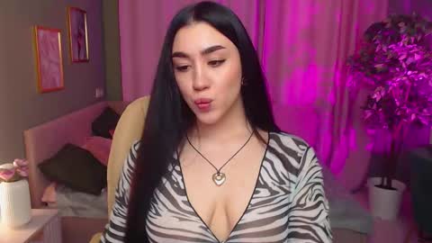 Snapshot of winonna_ryder chatting on 27, 3, 2026 Lola online show from 27, 3, 2026