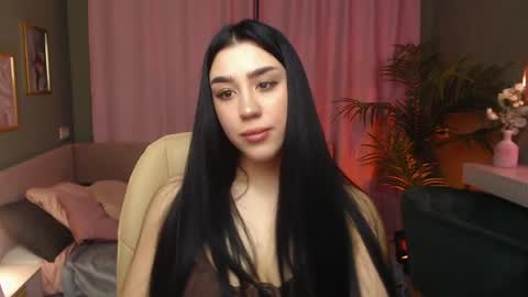 Snapshot of winonna_ryder chatting on 8, 4, 2026 Lola online show from 8, 4, 2026