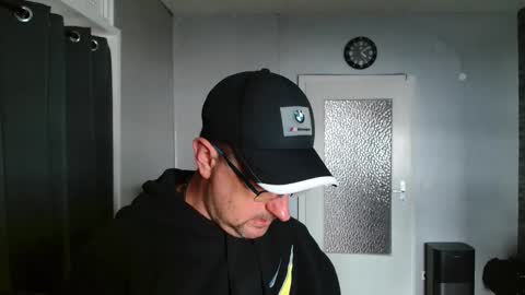 Dirty online show from 20, 4, 2026