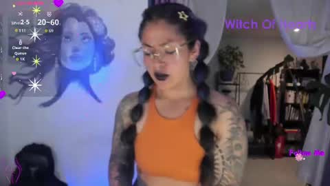     Luna Violeta  A r t i s t  online show from 4, 7, 2026