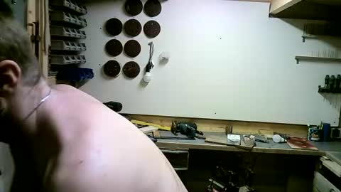 wolf021221 online show from 19, 9, 2025