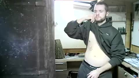 wolf021221 online show from 25, 10, 2025