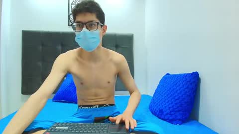  W O L F  online show from 22, 1, 2025