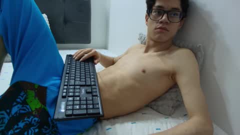  W O L F  online show from 5, 3, 2025