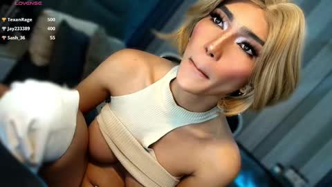 Snapshot of womanofyourdesire_ts chatting on 20, 2, 2026 Julia online show from 20, 2, 2026