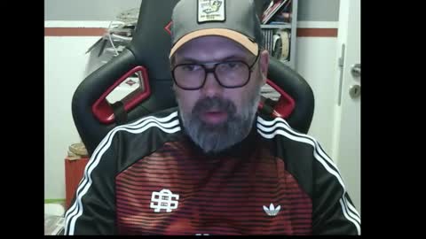 Snapshot of womenizzeer chatting on 22, 9, 2025 Adam online show from 22, 9, 2025