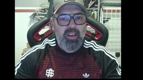 Snapshot of womenizzeer chatting on 23, 9, 2025 Adam online show from 23, 9, 2025