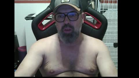 Snapshot of womenizzeer chatting on 1, 11, 2025 Adam online show from 1, 11, 2025