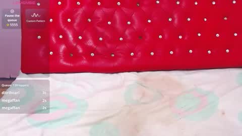   online show from 18, 10, 2025