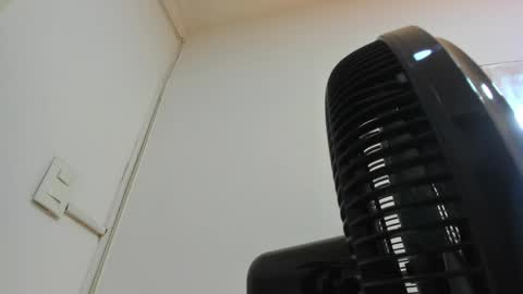 wonderkloe_ online show from 27, 4, 2026