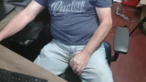 woodworker6473 online show from 11, 1, 2026