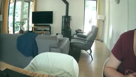 woodwurm and Snoeske online show from 15, 9, 2025