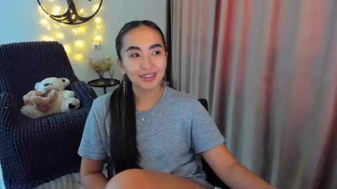 dudetta Kim online show from 26, 2, 2026