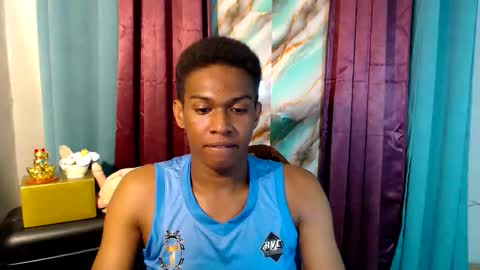 Snapshot of worshipmycockxxx chatting on 29, 10, 2025 Josh This is my new account now online show from 29, 10, 2025