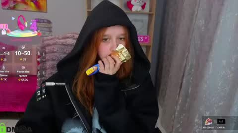 Snapshot of wow_emma_ chatting on 2, 6, 2026 wow_emma_ online show from 2, 6, 2026