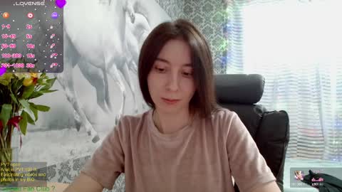 Snapshot of wow_porno_ chatting on 16, 2, 2025 Anna  online show from 16, 2, 2025