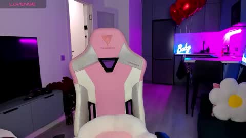 Emi online show from 18, 2, 2026