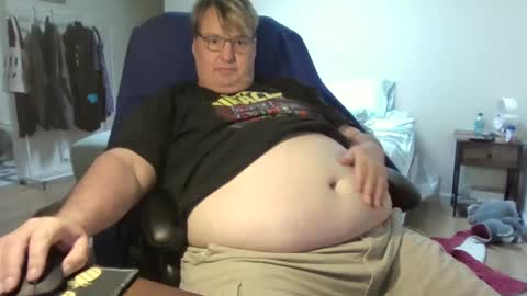 Snapshot of wrensroom chatting on 8, 3, 2025 Wren Valentino online show from 8, 3, 2025