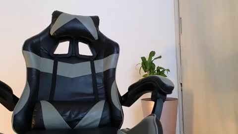 Snapshot of wyatt_rose chatting on 23, 9, 2025 wyatt online show from 23, 9, 2025