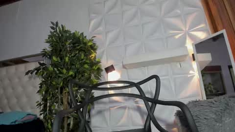 Snapshot of wyatt_rose chatting on 26, 10, 2025 wyatt online show from 26, 10, 2025