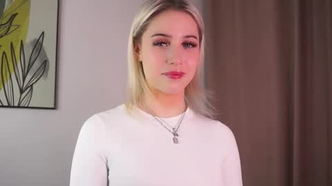 Snapshot of wymonelly chatting on 18, 2, 2026 Lily online show from 18, 2, 2026