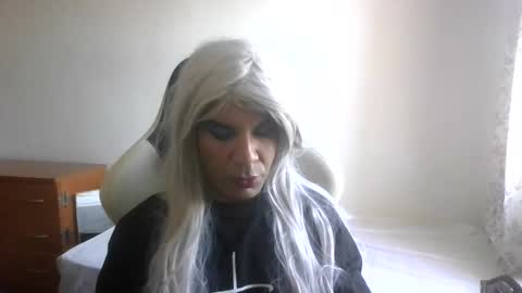 Snapshot of x225792i chatting on 26, 9, 2025 Xeranessa online show from 26, 9, 2025