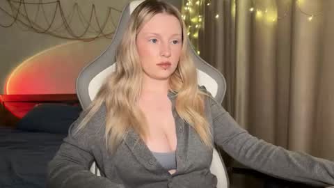 eva online show from 21, 12, 2025