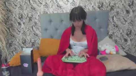 Snapshot of x_fire_vixen chatting on 29, 1, 2025 Veronica online show from 29, 1, 2025