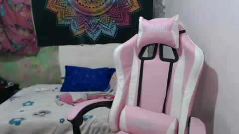 Snapshot of x_lexi_x chatting on 28, 12, 2024 x_lexi_x online show from 28, 12, 2024