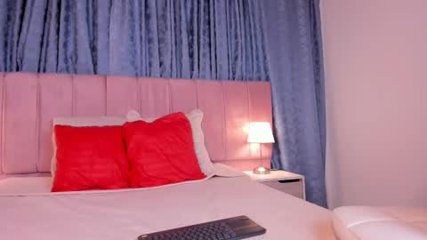 x_milu online show from 3, 3, 2025