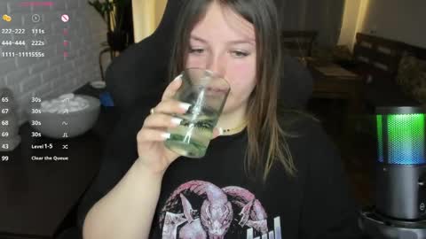 LOVE NERDS ONLY online show from 31, 3, 2026