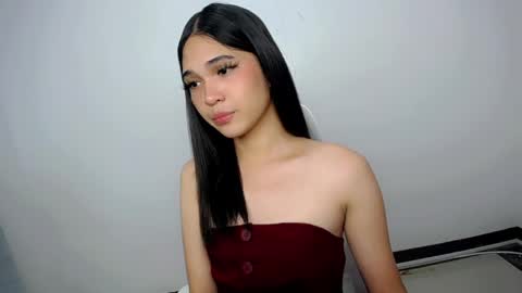 Snapshot of xairah_doux chatting on 25, 4, 2026 xairah_doux online show from 25, 4, 2026