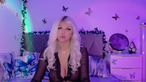 Snapshot of xalexax chatting on 18, 10, 2025 sooo hey im Sperm Mystik from Fuckistan i want you full my all holes bcs i have penis fever online show from 18, 10, 2025