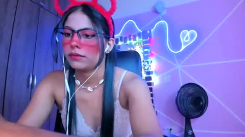 XALLYSONX online show from 22, 1, 2025