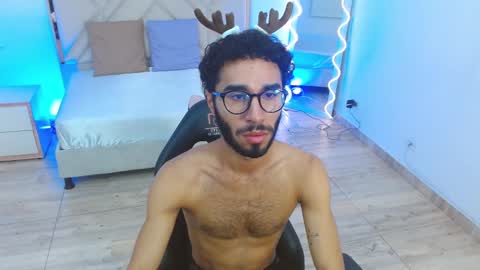 Snapshot of xander_tay chatting on 7, 12, 2024 ISSANDER online show from 7, 12, 2024