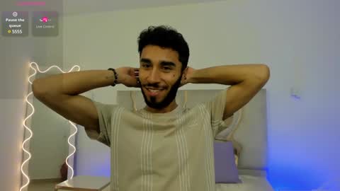 Snapshot of xander_tay chatting on 2, 1, 2025 ISSANDER online show from 2, 1, 2025