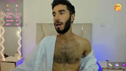 Snapshot of xander_tay chatting on 10, 1, 2025 ISSANDER online show from 10, 1, 2025