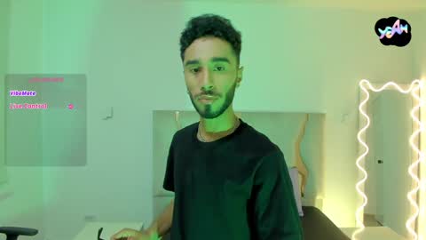 Snapshot of xander_tay chatting on 18, 1, 2025 ISSANDER online show from 18, 1, 2025