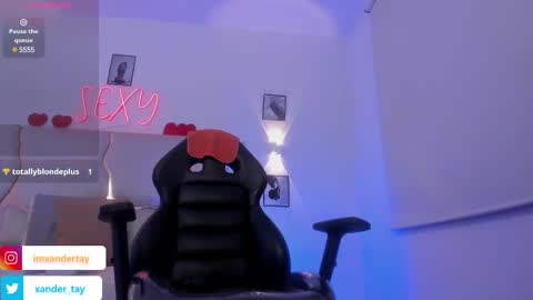 Snapshot of xander_tay chatting on 7, 3, 2025 ISSANDER online show from 7, 3, 2025