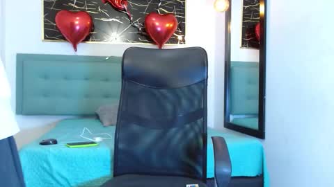 xandergrey8 online show from 19, 2, 2026