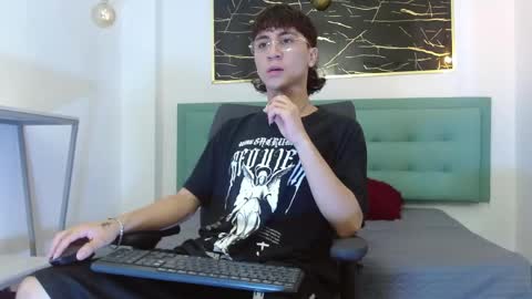 xandergrey8 online show from 17, 4, 2026