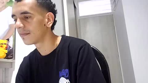 Snapshot of xandressex chatting on 2, 2, 2025 Andres online show from 2, 2, 2025