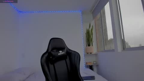 Xavier online show from 16, 4, 2026