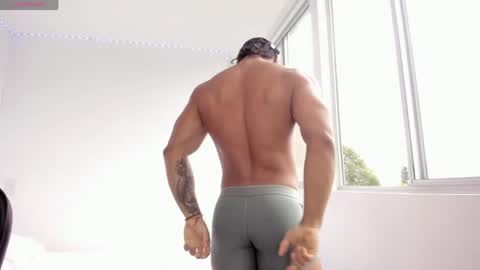 Snapshot of xavier_colleman chatting on 17, 5, 2026 Xavier online show from 17, 5, 2026