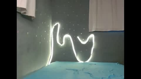 xcreamypussy online show from 2, 3, 2025