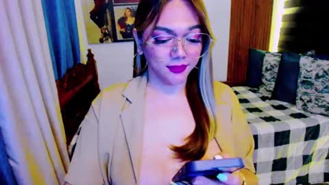 Snapshot of xdirtymistressx chatting on 7, 2, 2025 XDirtymistressX online show from 7, 2, 2025