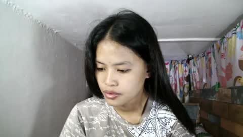 xgurlxlaloox online show from 4, 5, 2026