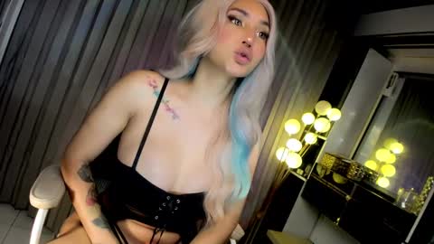 Snapshot of xhey_honeyx chatting on 28, 2, 2025 hey honey online show from 28, 2, 2025