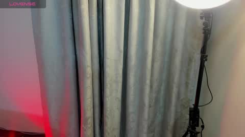 hinata  online show from 11, 9, 2025