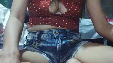 xhotskinny69x online show from 3, 3, 2025